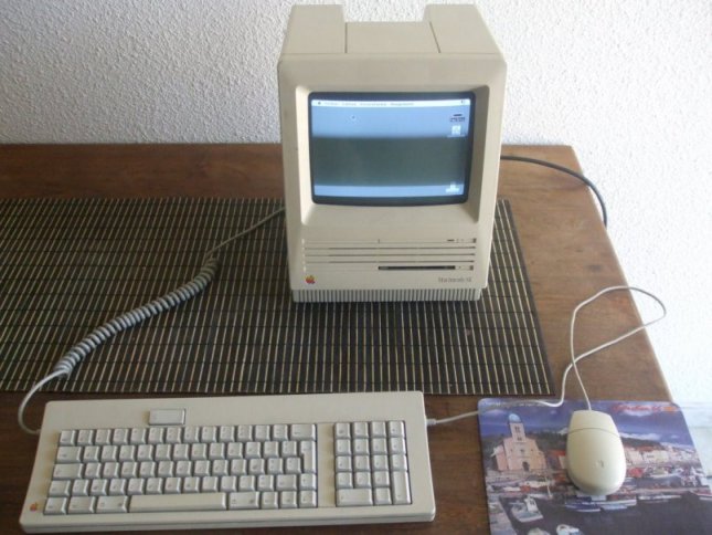 Macintosh_SE.jpg