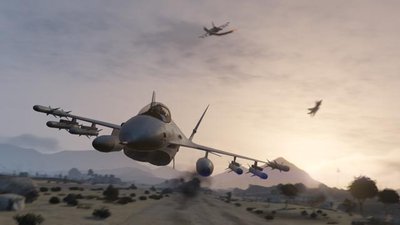Poursuite en avions de chasse dans Grand Theft Auto Online.