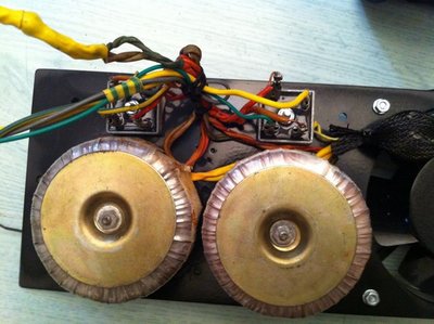 Transformateurs et diodes à l'ancienne ...