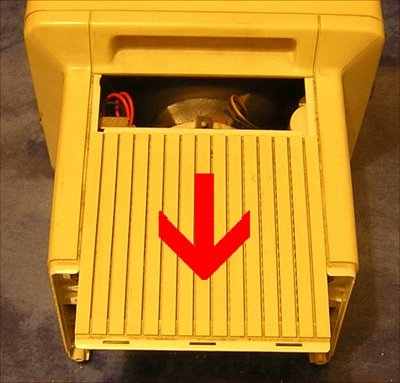 Retrait du capot supérieur