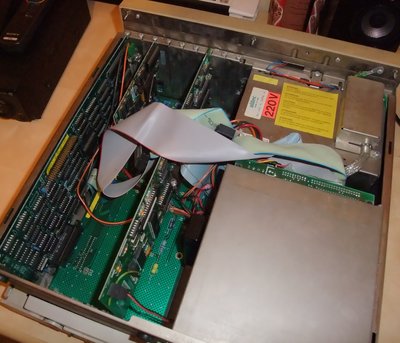 PC Olivetti M28 Ouvert.