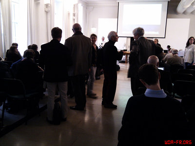 2012-11-07 14.35.13.jpg (488.87 Kio) Vu 39769 fois ... Vite remplis au retour de la pause déjeuner !