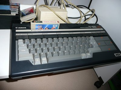canonv20_800.jpg