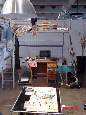 On retrouve les mises en scène habituelles...