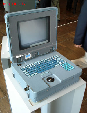 Un portatif DASSAULT.