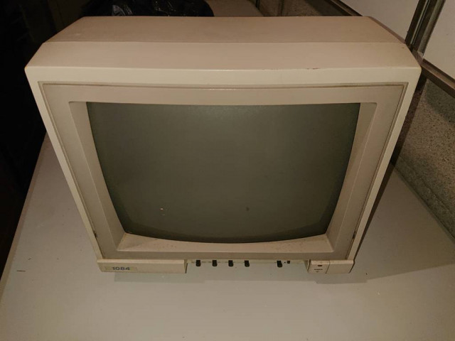 Commodore Amiga Ecran 1084.JPG