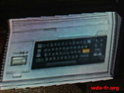 ... Regardez de plus près... C'est un...