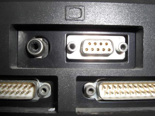 connectiques ecran ONPC.JPG