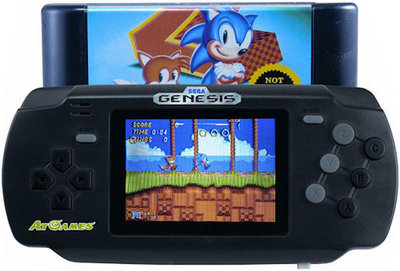 genmobile-portable-genesis-gaming-handheld.jpg (41.74 Kio) Vu 30799 fois AtGames GENmobile noire.