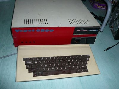 Vegas 6809, avec un boitier différent de celui montré dans les magazines de l'époque